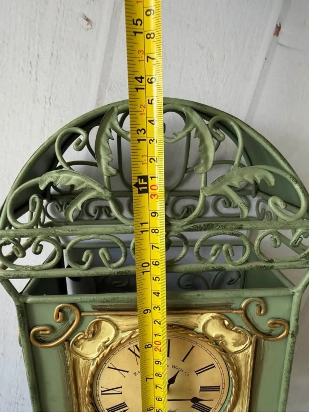 Edinburgh Clock Works Co. Vintage Style Metal Clock